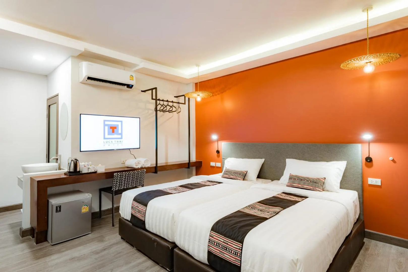 Photo - Luck Thai Hotel