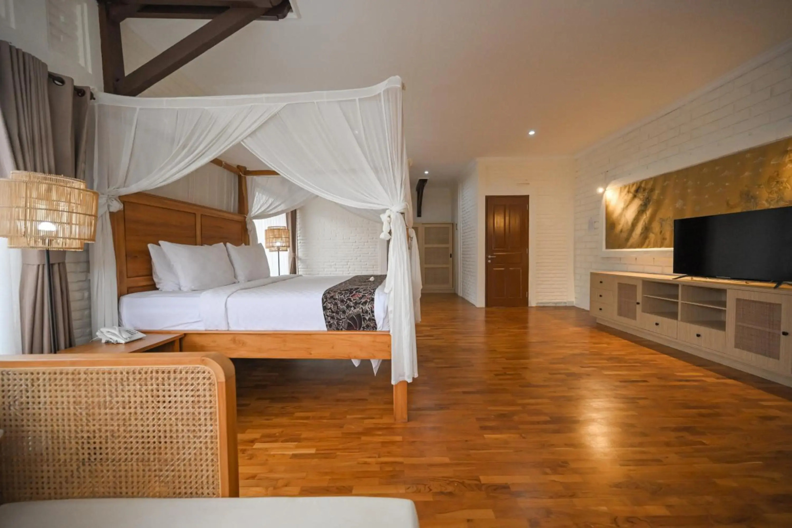 Photo - The Taman Ayu Seminyak 10 Minute walking to the BEACH