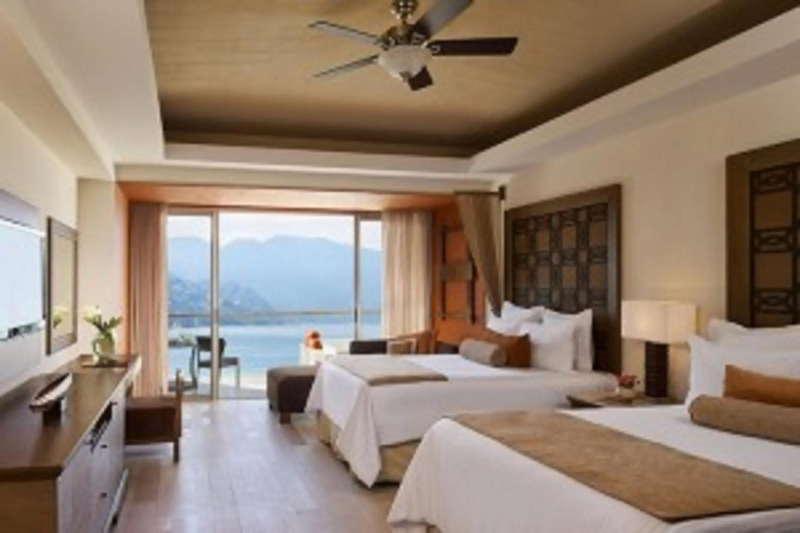 Photo - Dreams Vallarta Bay Resort & Spa - All Inclusive