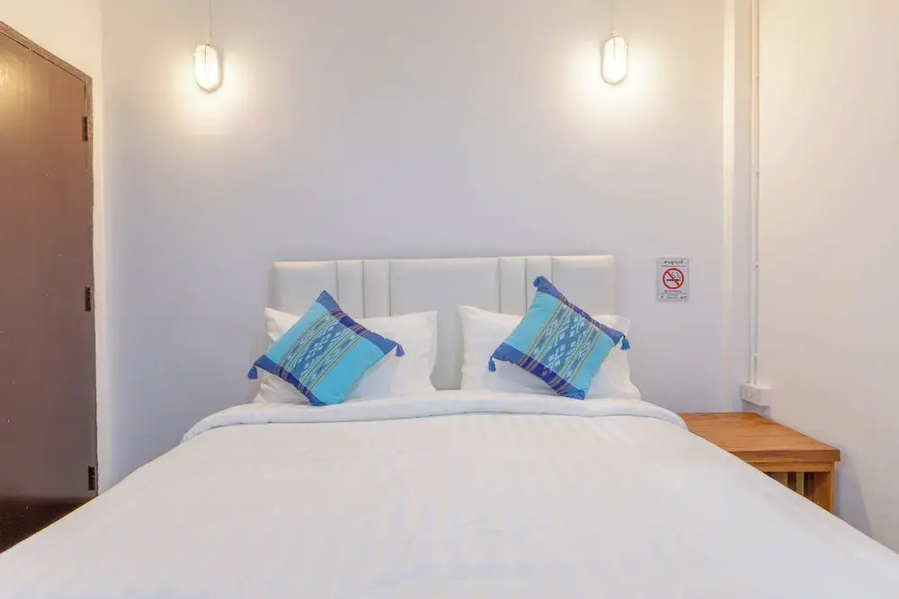 Foto - Calmly Stay Ratchada