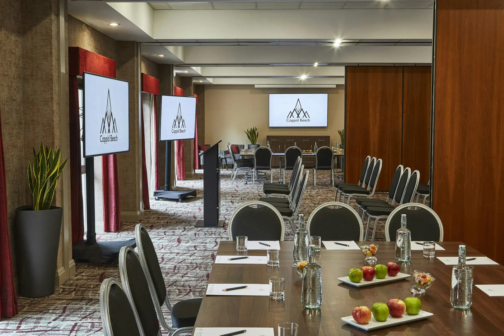 Foto - The Coppid Beech Hotel