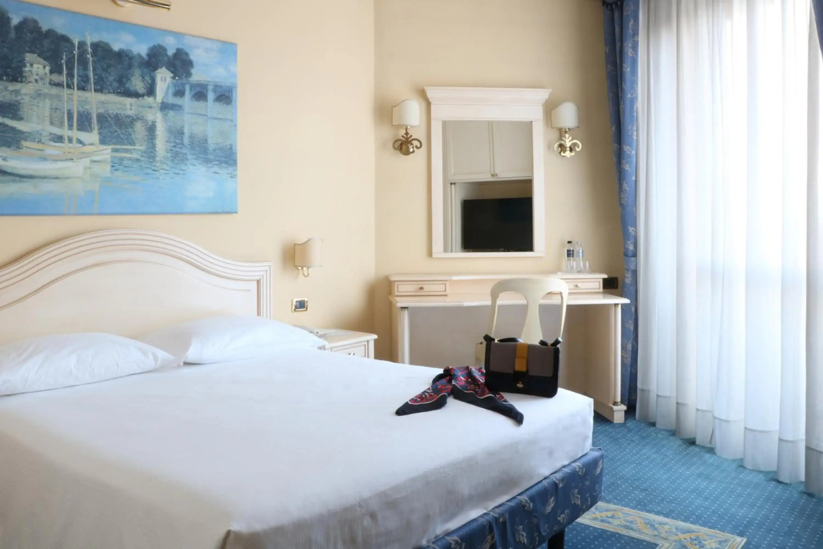 Photo - Panoramic Hotel Plaza