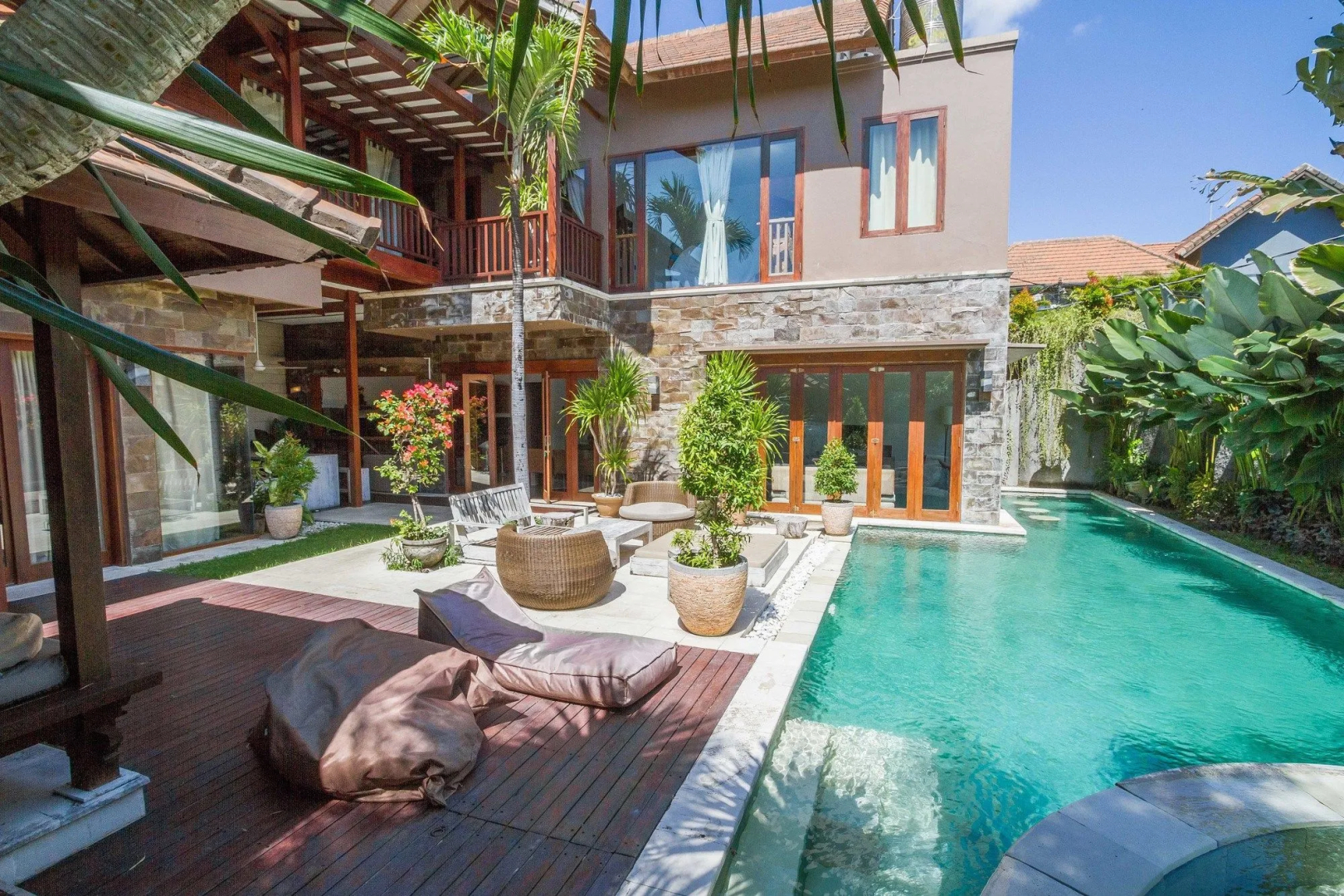 Foto - Villa Martine - Fantastic 5BR Villa - Perfect Location in Seminyak