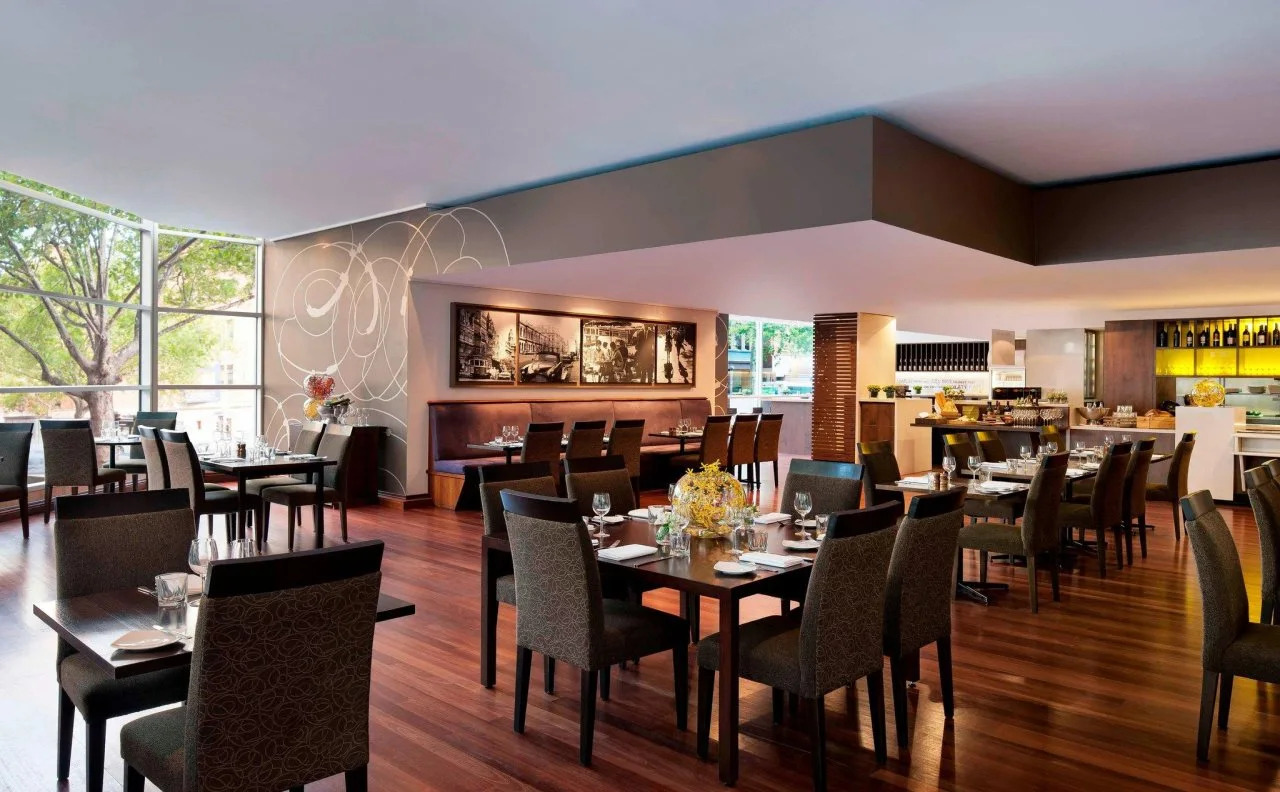 Photo - Melbourne Marriott Hotel