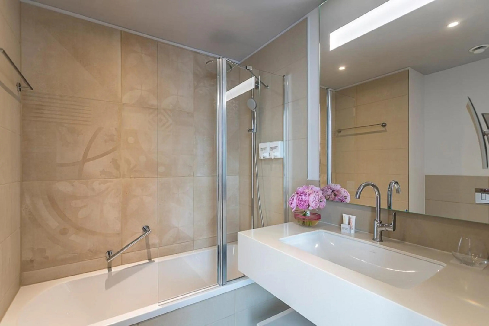 Photo - Capri by Fraser Berlin