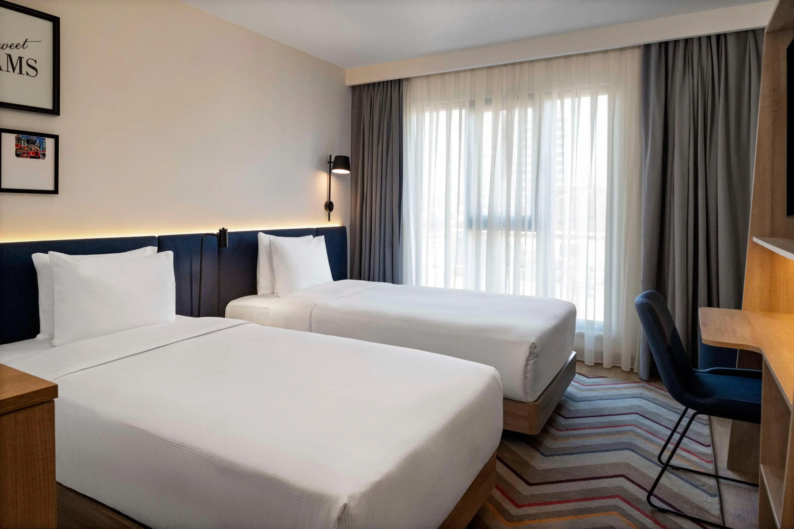 Photo - Hampton By Hilton Istanbul Merter