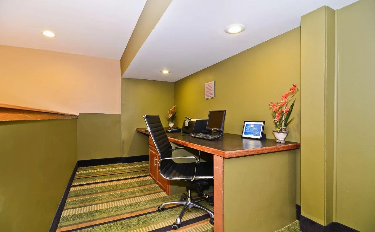 Foto - Spark By Hilton Oak Forest I-57