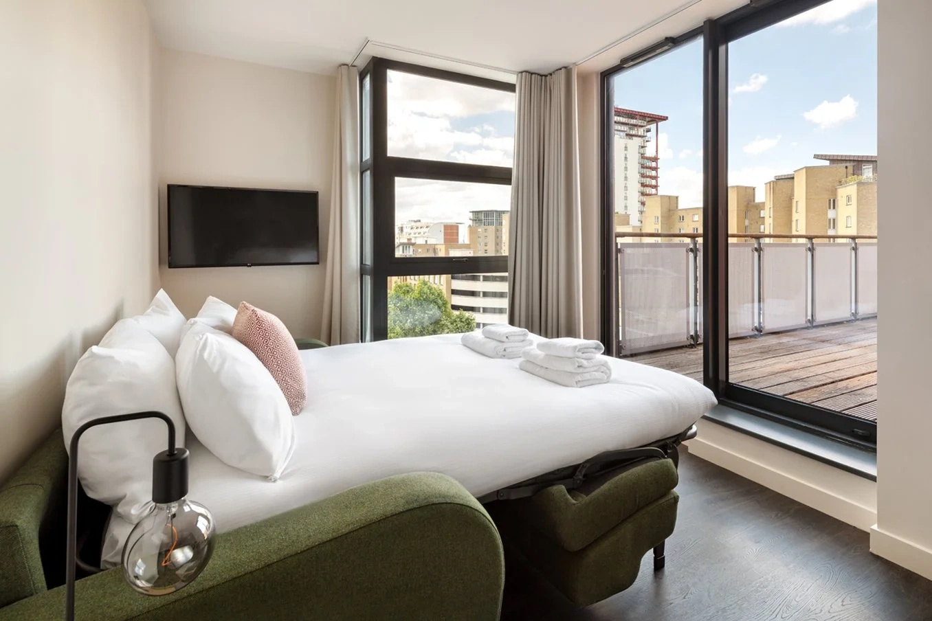 Photo - Marlin Apartments Canary Wharf