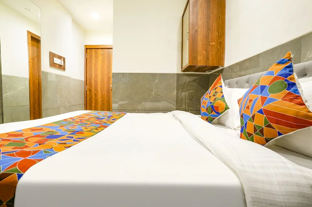 Photo - FabHotel Shubham Inn - Nr Jain Mandir, Bhandup West