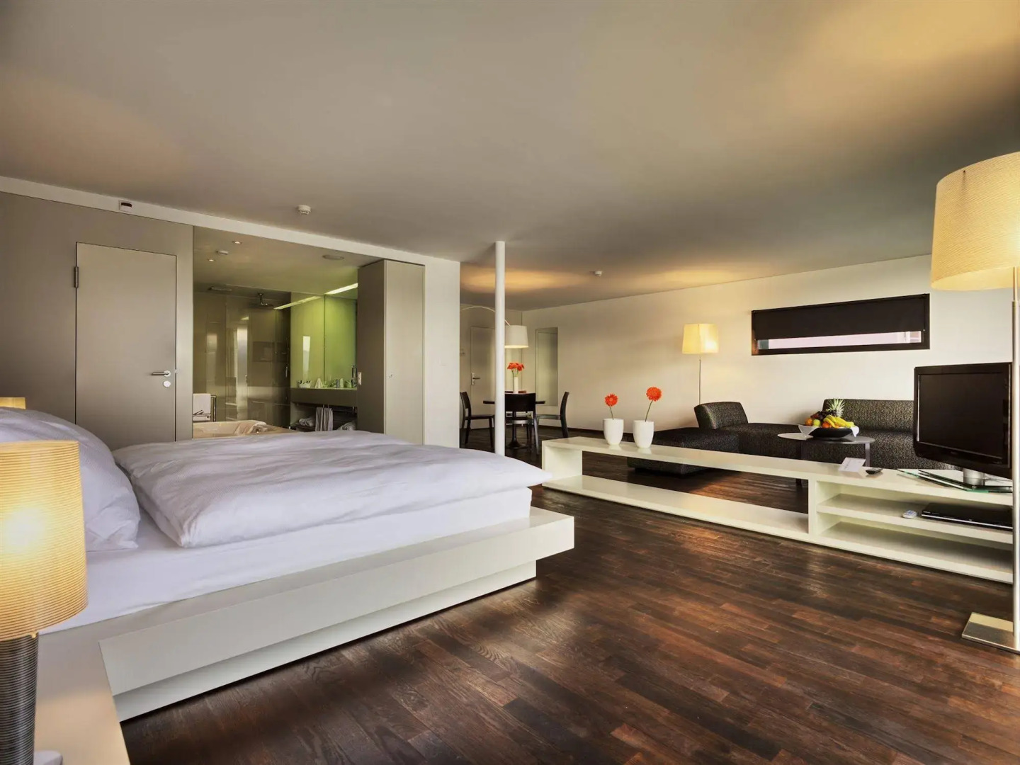 Photo - HERMITAGE Lake Lucerne - Beach Club & Lifestyle Hotel