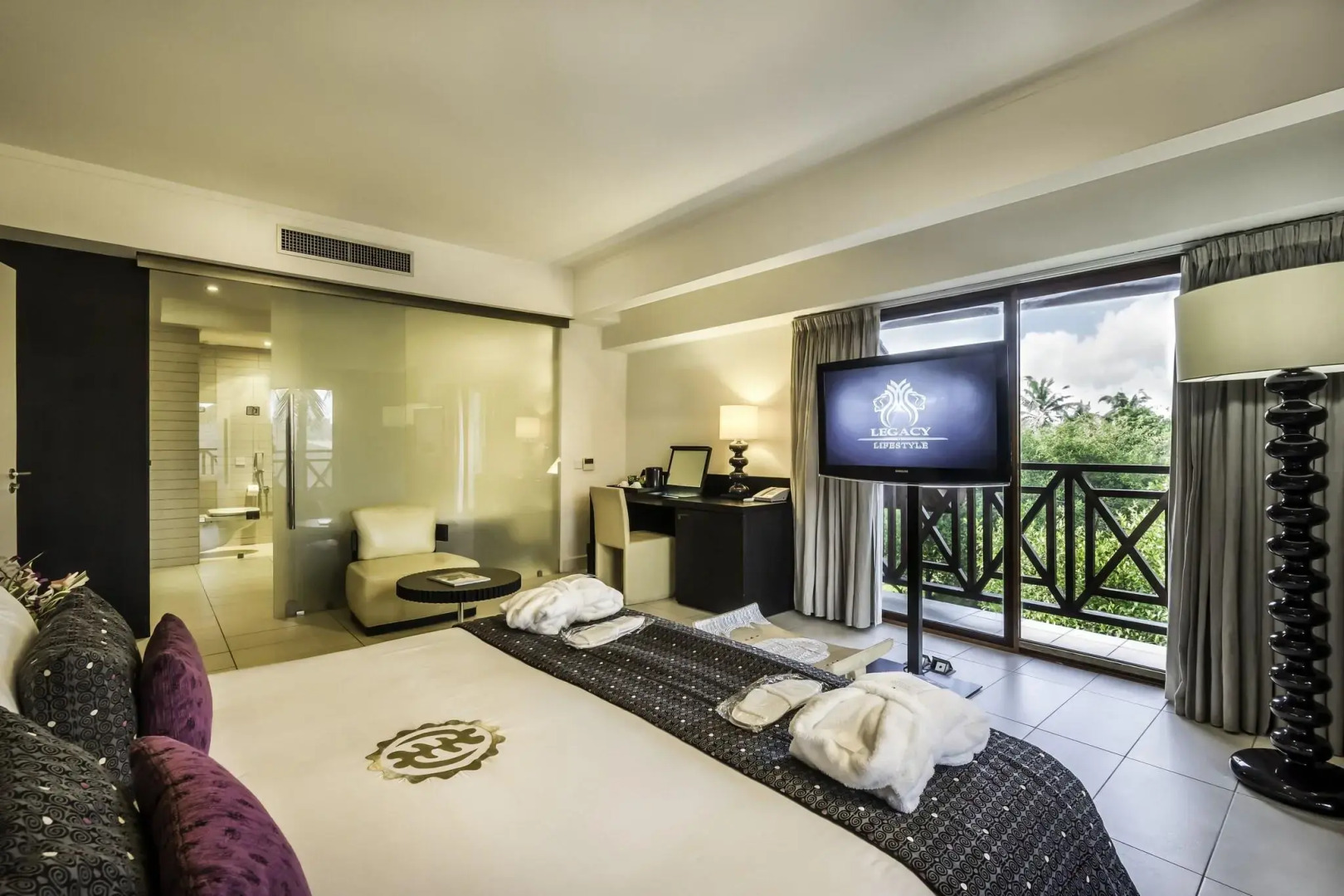 Photo - Labadi Beach Hotel