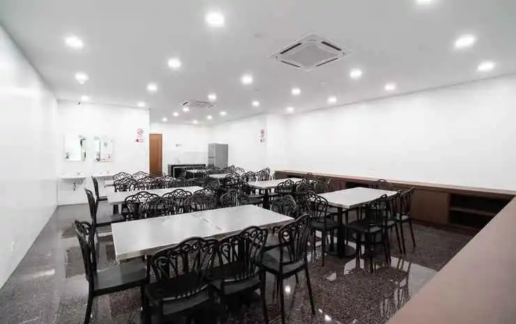 Photo - Crystal Garden Hotel - Tasik Selatan