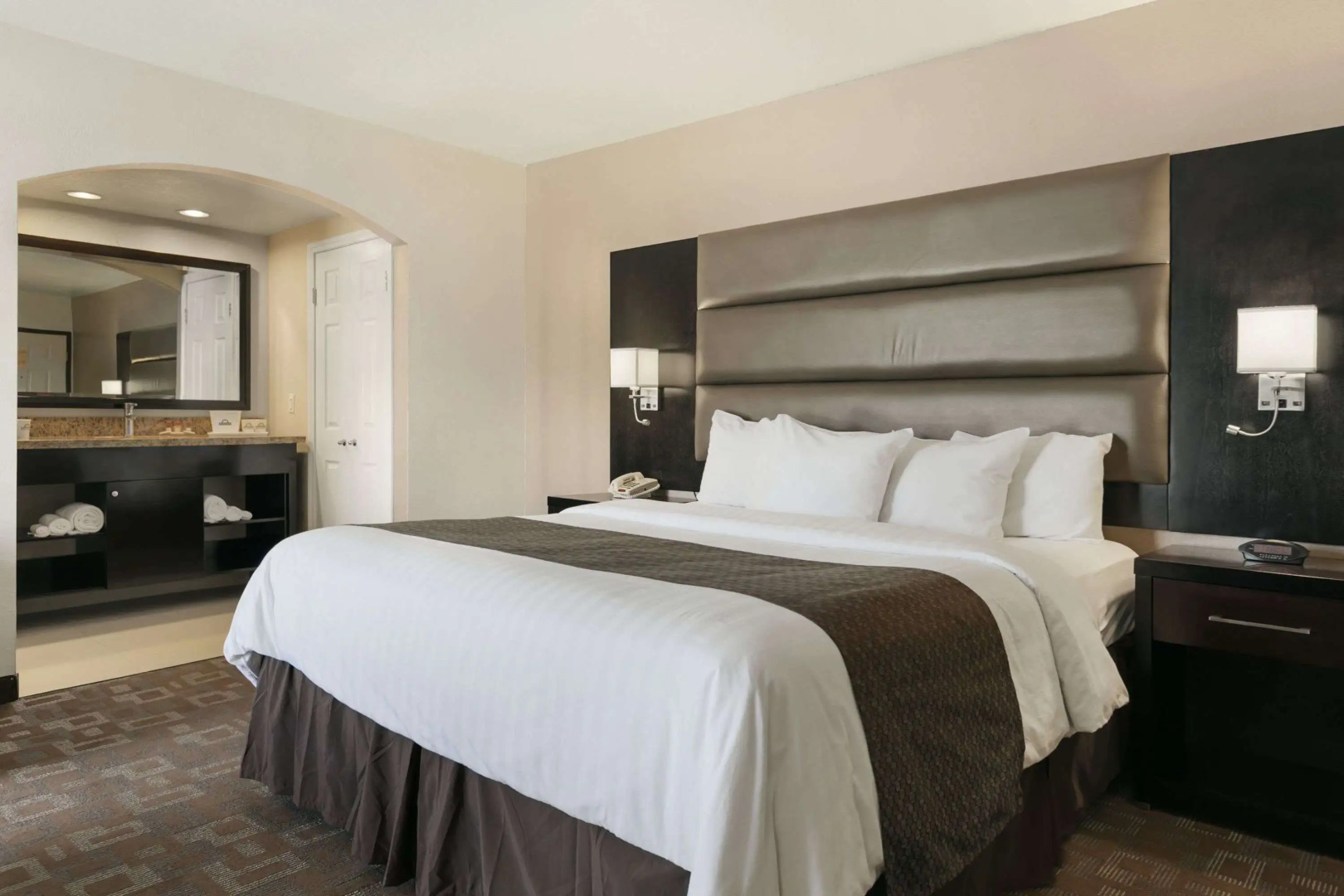 Photo - Days Inn by Wyndham Downey