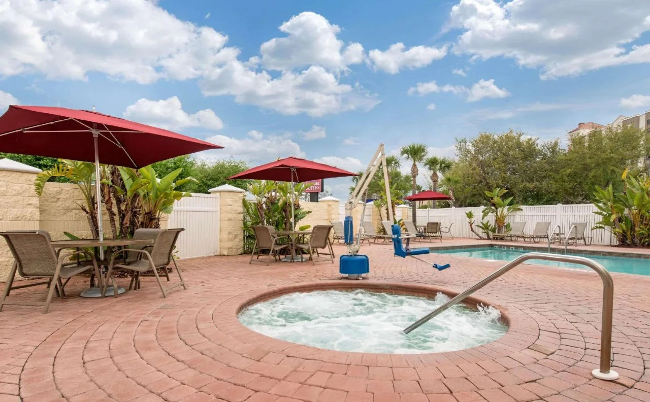 Photo - Comfort Suites Near Universal Orlando Resort