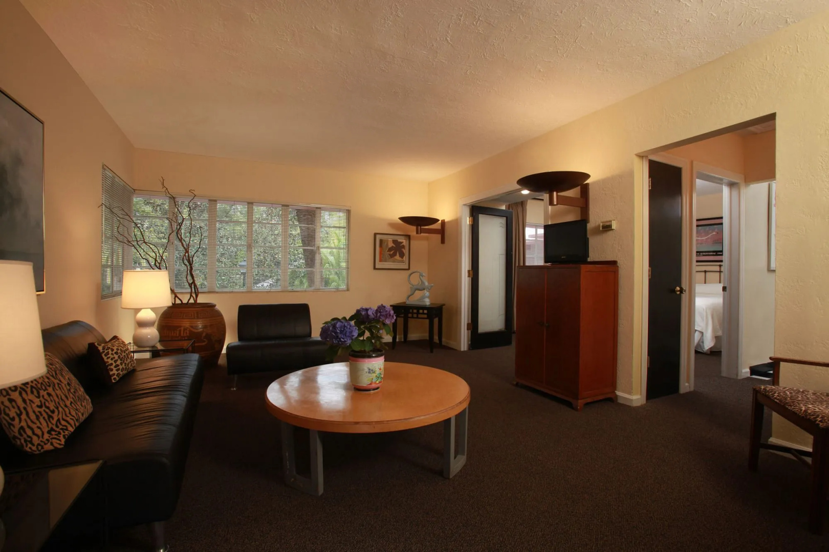 Photo - Wellborn Hotel Downtown