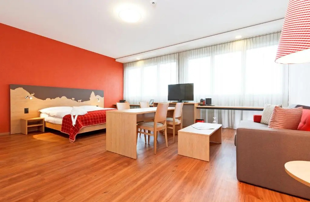 Photo - SwissEver Hotel Zug