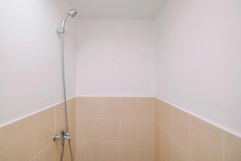 Comfort Stay 2BR Podomoro Golf View Apartment