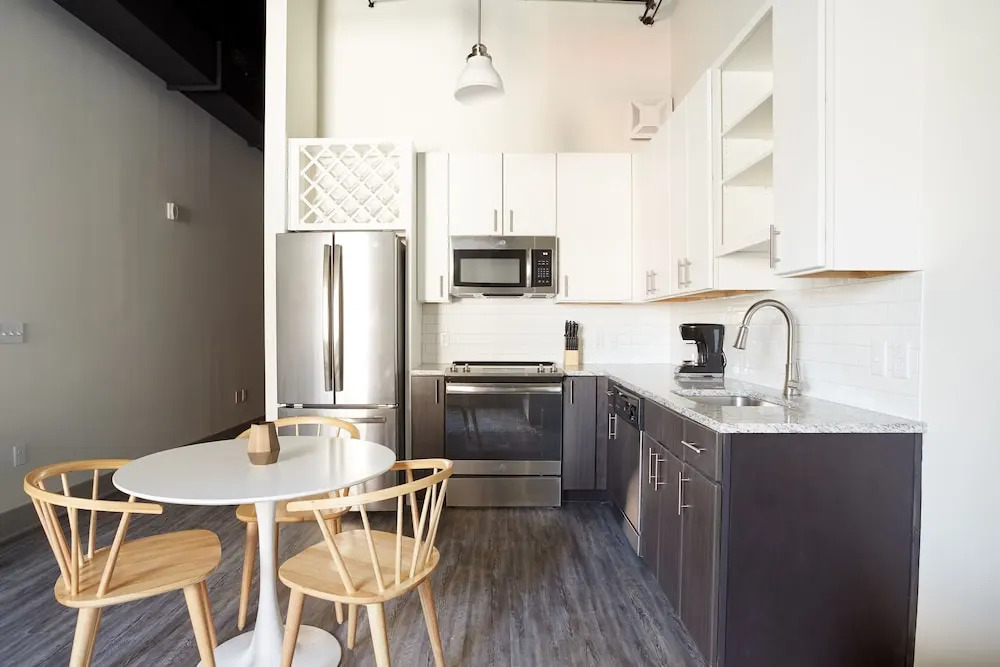 Photo - Kasa Altmayer Savannah