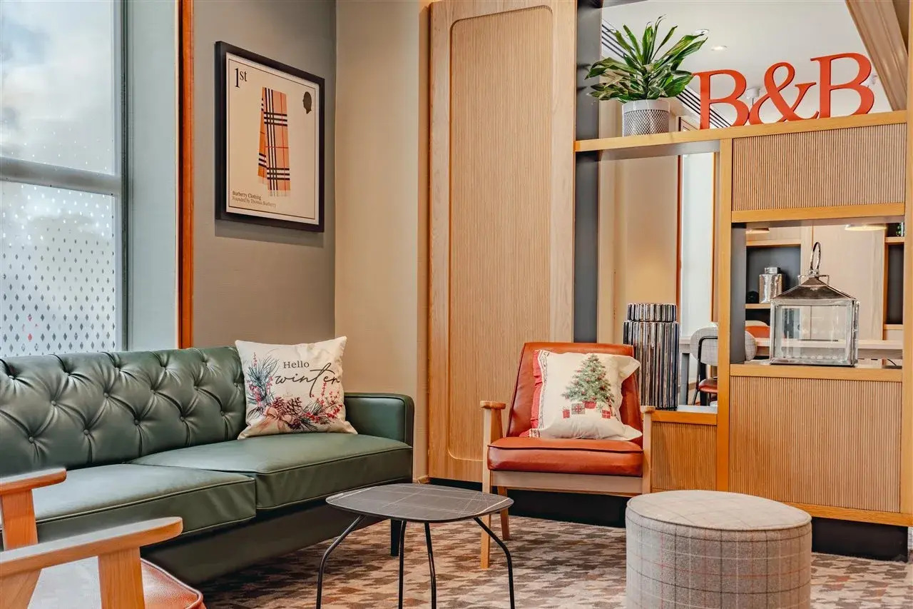 Photo - B&B HOTEL London Heathrow