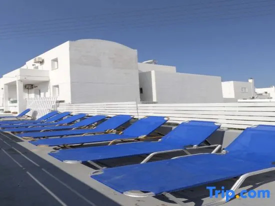 Photo - Fira Backpackers Place