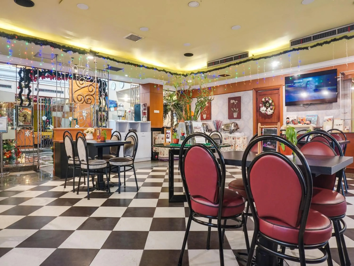 Photo - BI Executive Hotel
