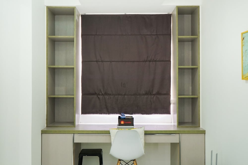 Spacious Studio Room Menteng Square Apartment