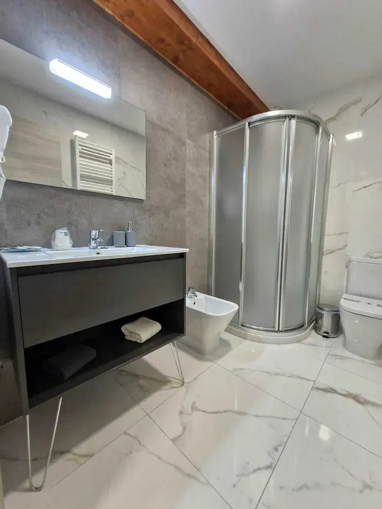 Photo - Feeling Home - Suites&Rooms