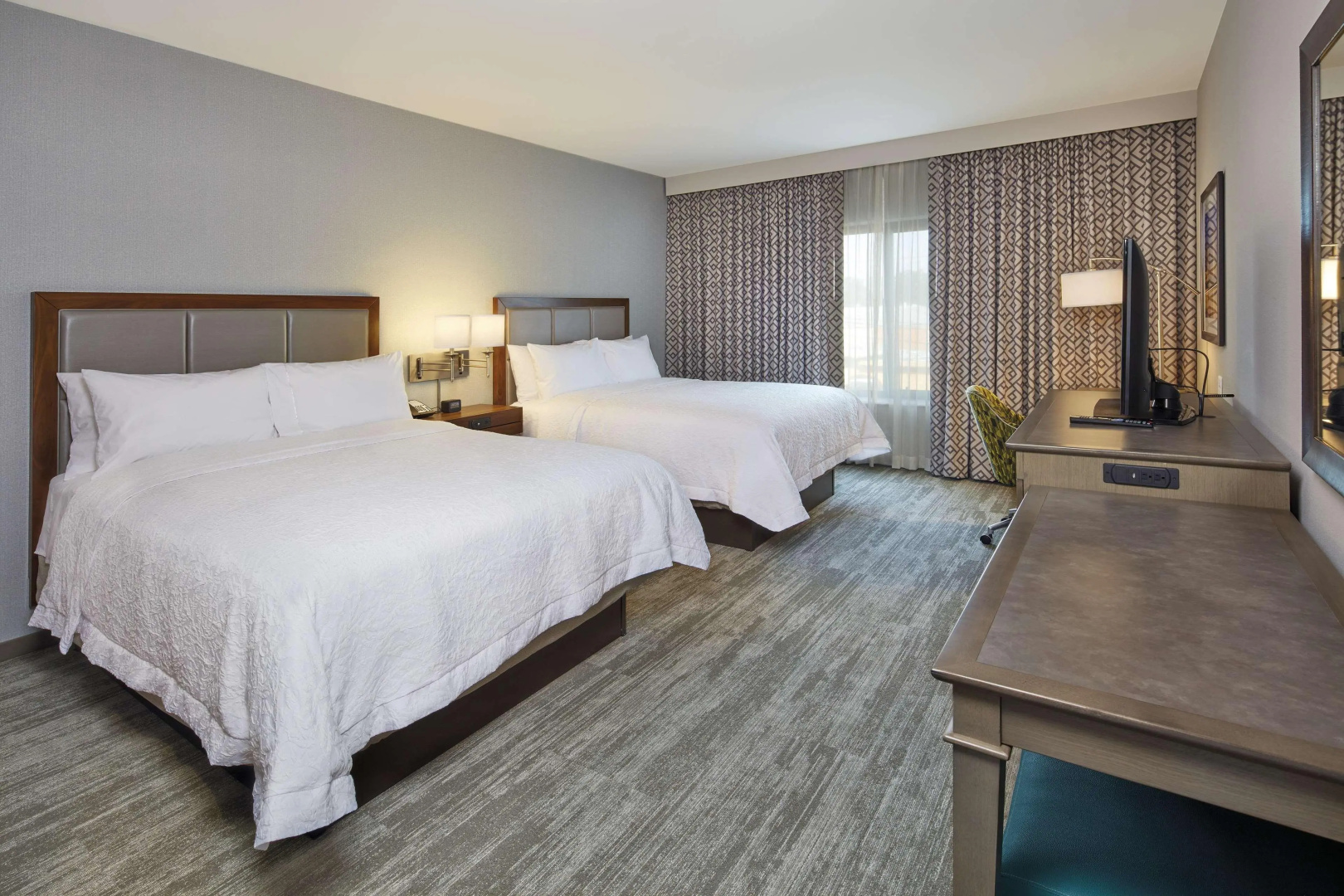 Photo - Hampton Inn & Suites Sacramento at CSUS