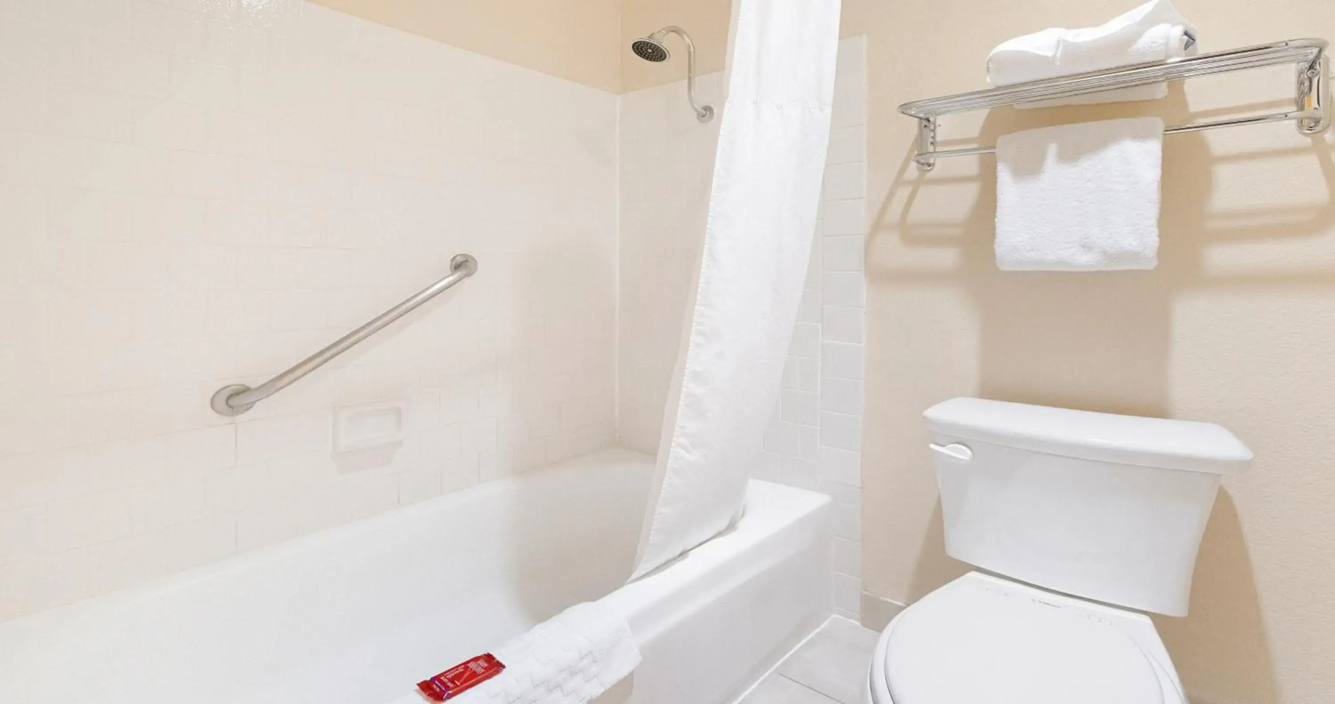 Foto - SureStay Plus Hotel by Best Western Sacramento North