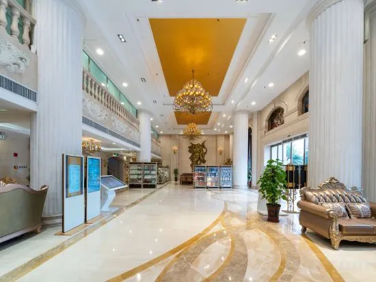Vienna International Hotel (Luzhai County Government Administrative Plaza Branch)