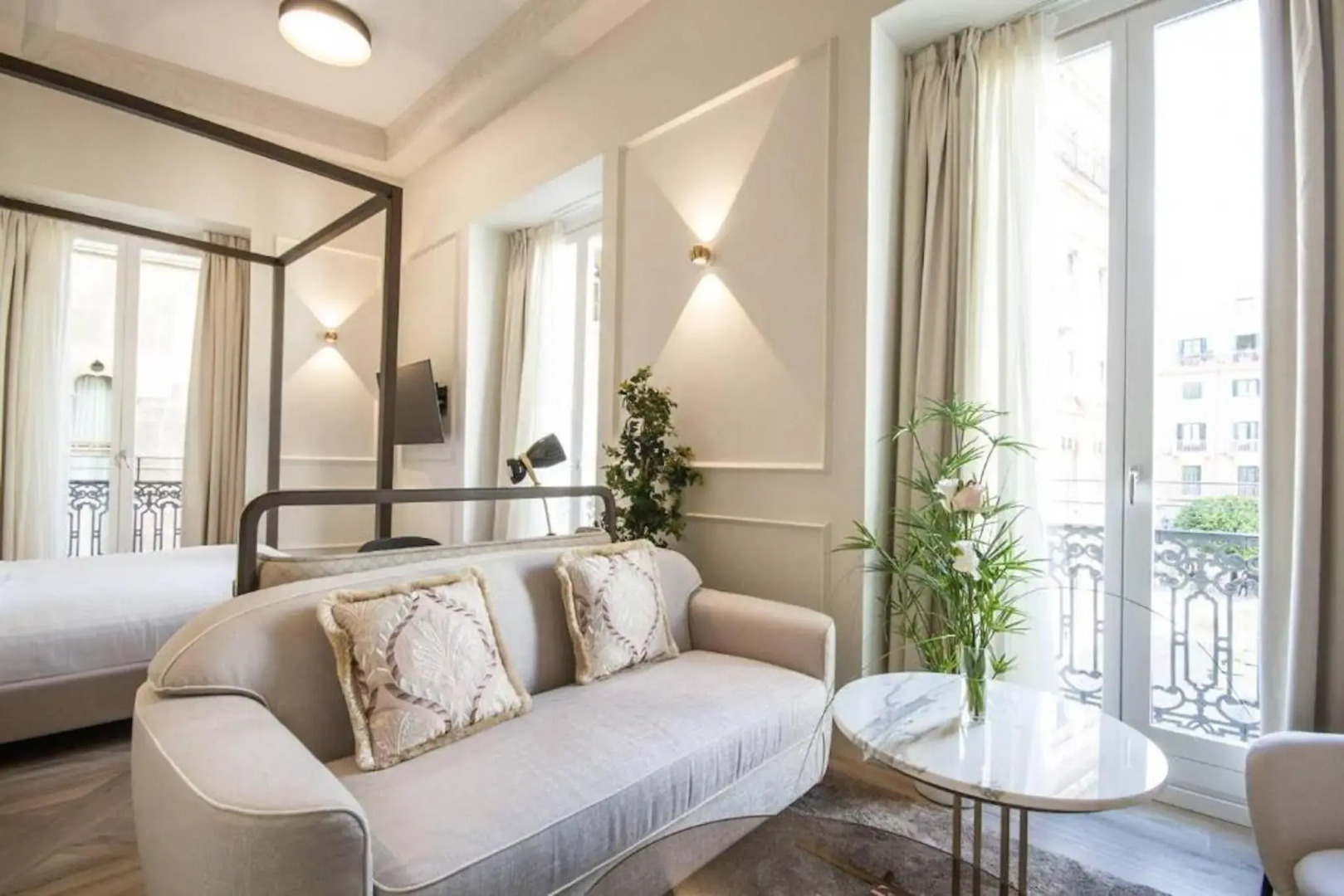 Photo - MYR Palacio Vallier