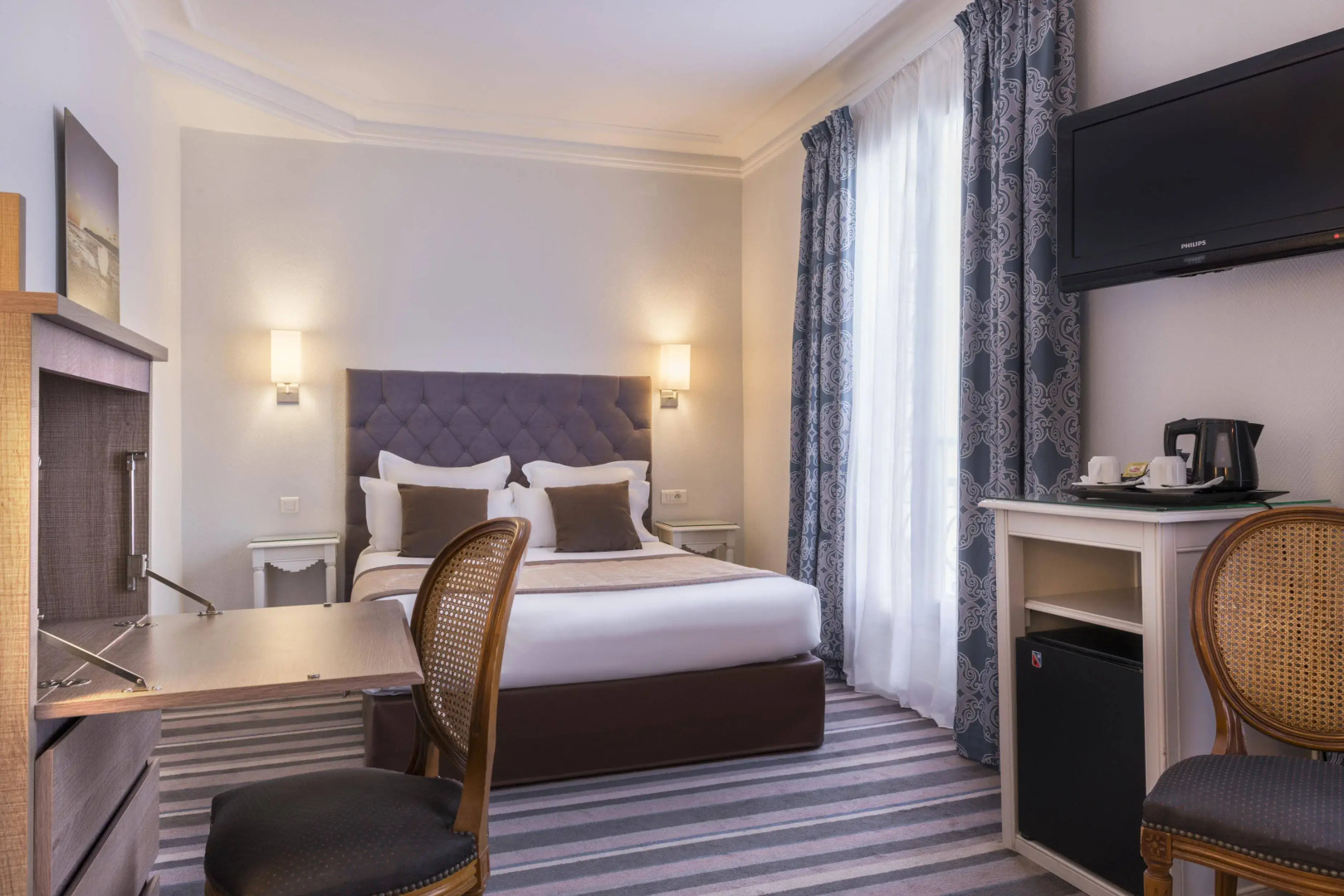 Photo - Magda Champs Elysées