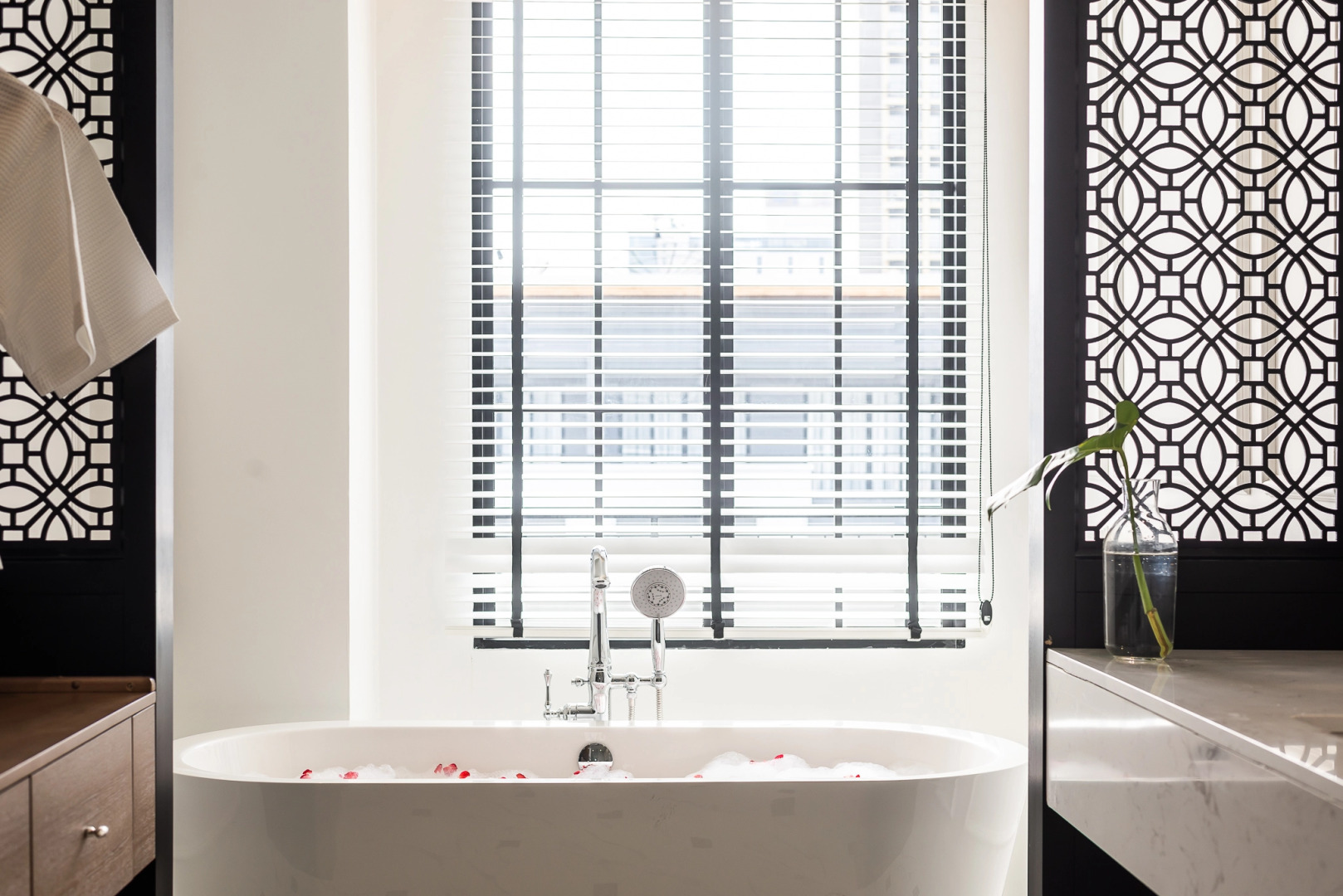 Photo - One Patio Hotel Pattaya - SHA Extra Plus