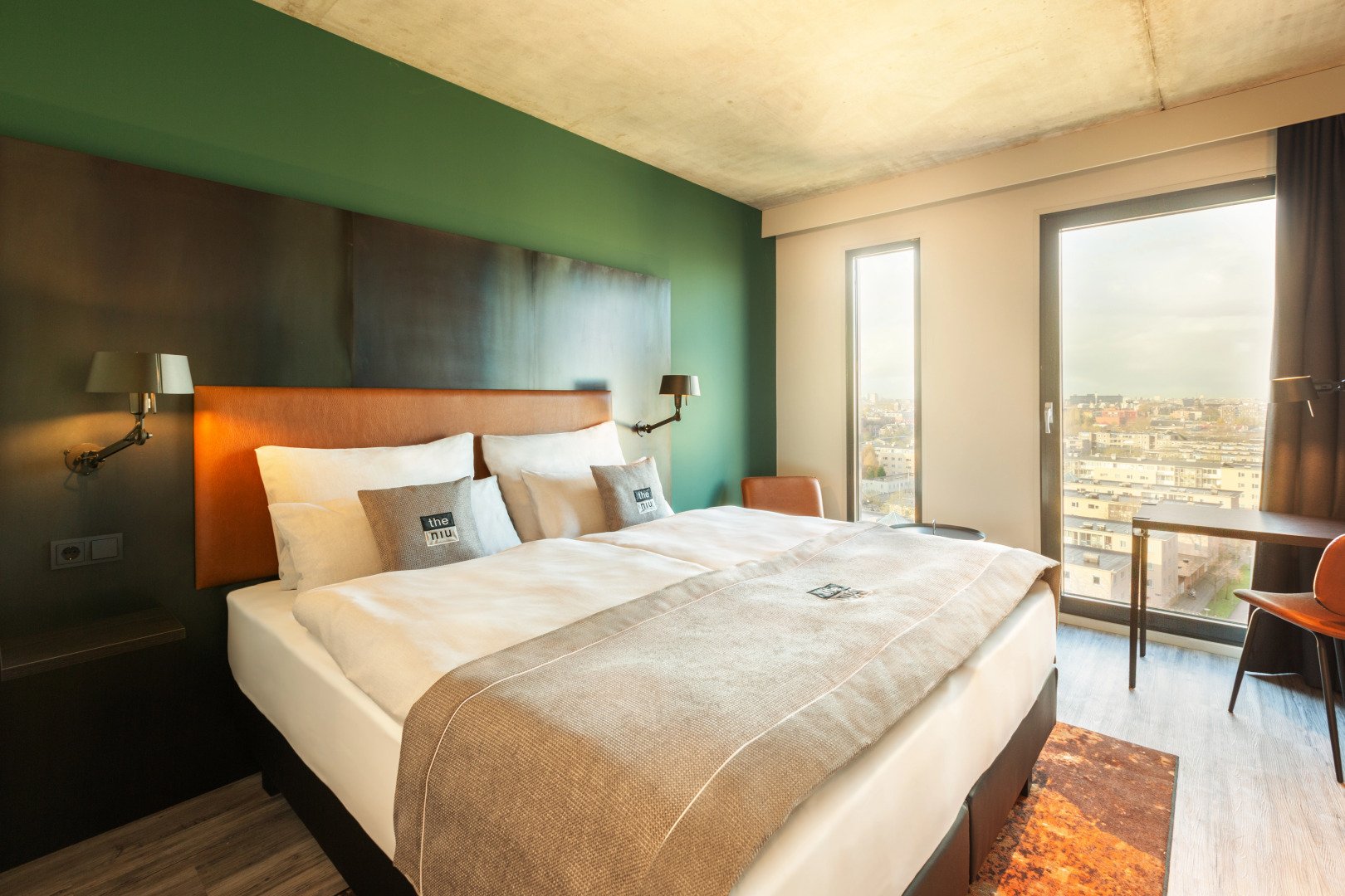 Photo - Holiday Inn - the niu, Fender Amsterdam