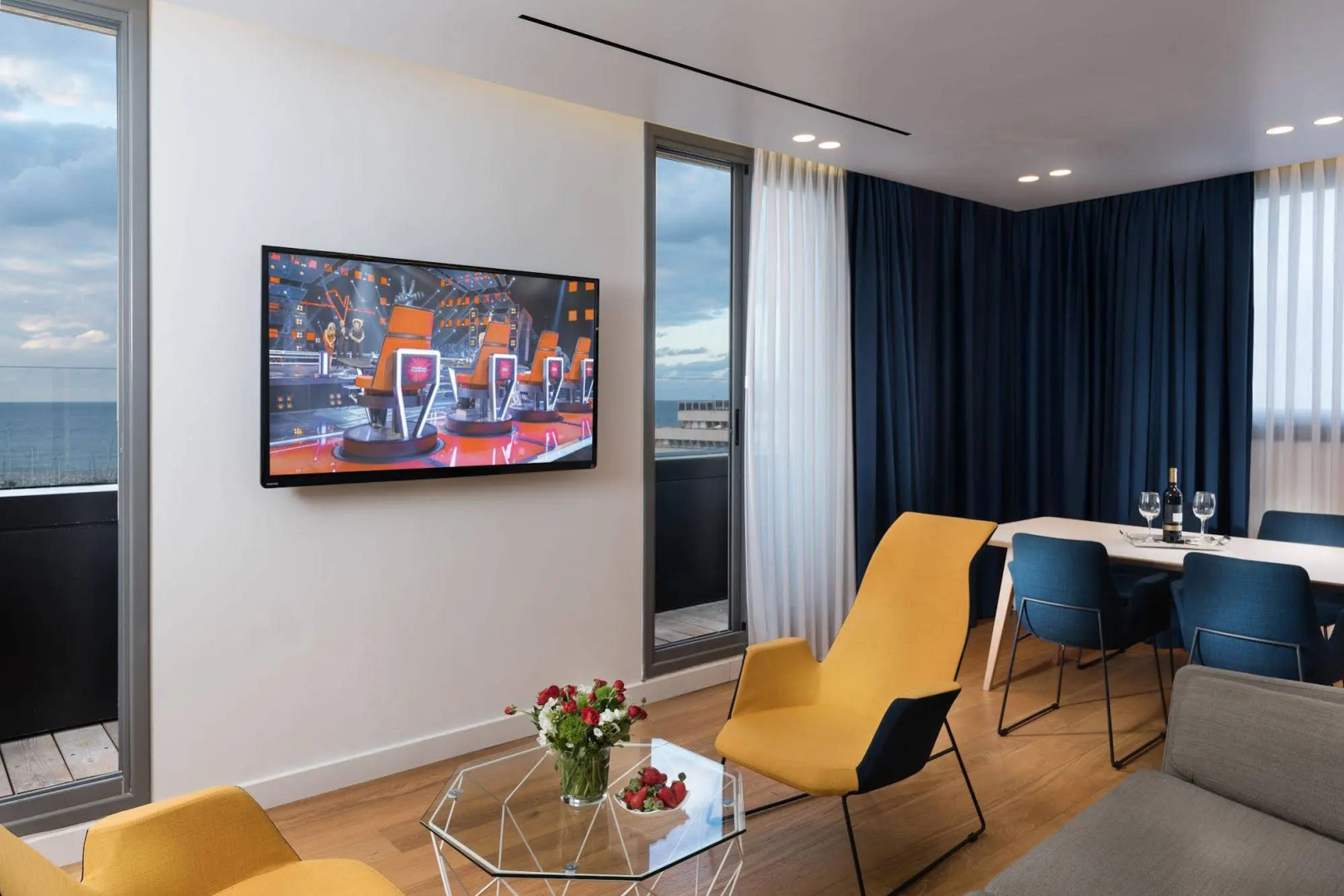 Photo - Seaside Hotel by Zvieli Hotels