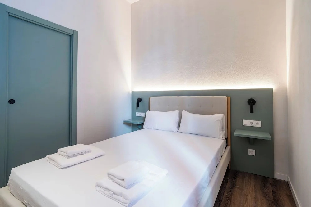 Foto - VLC HOST - Reina 168