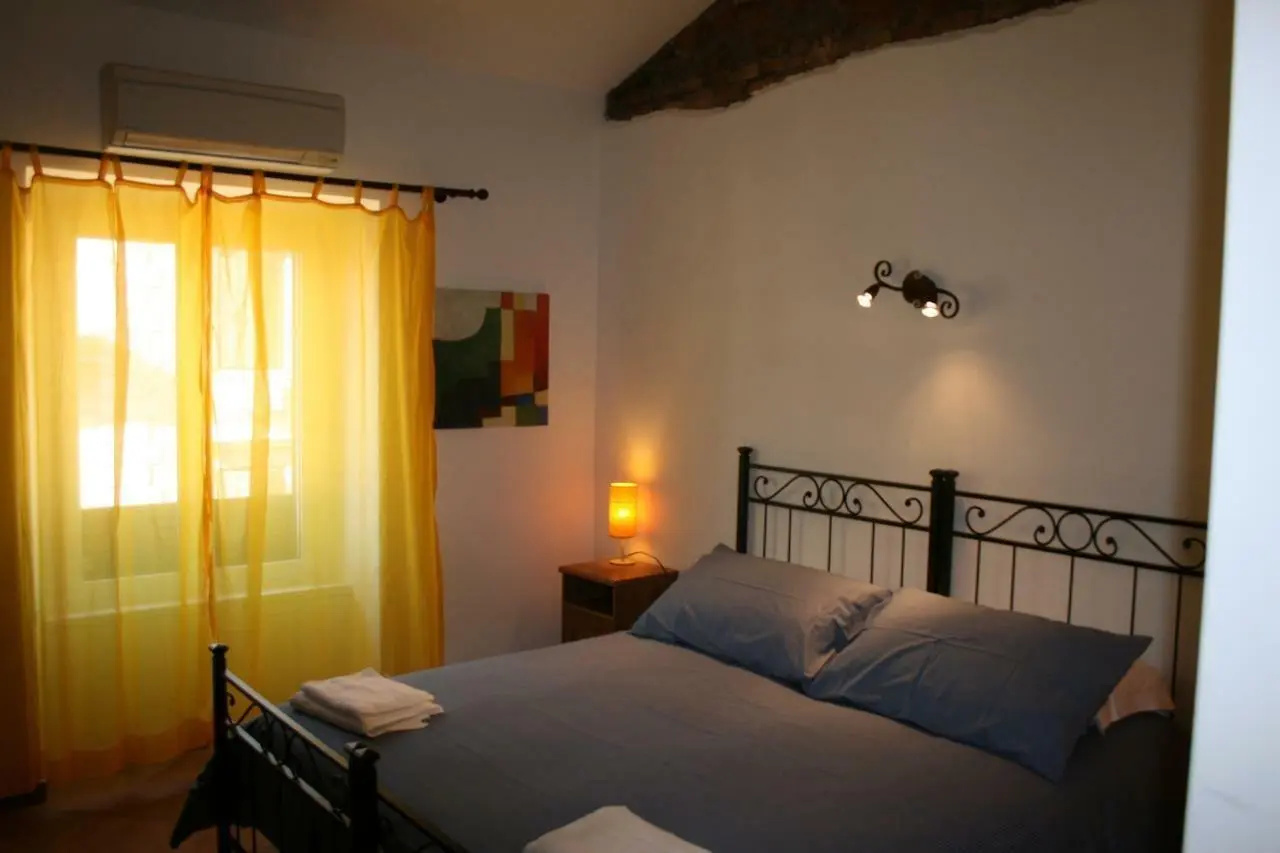 Photo - Sixtythree Guesthouse