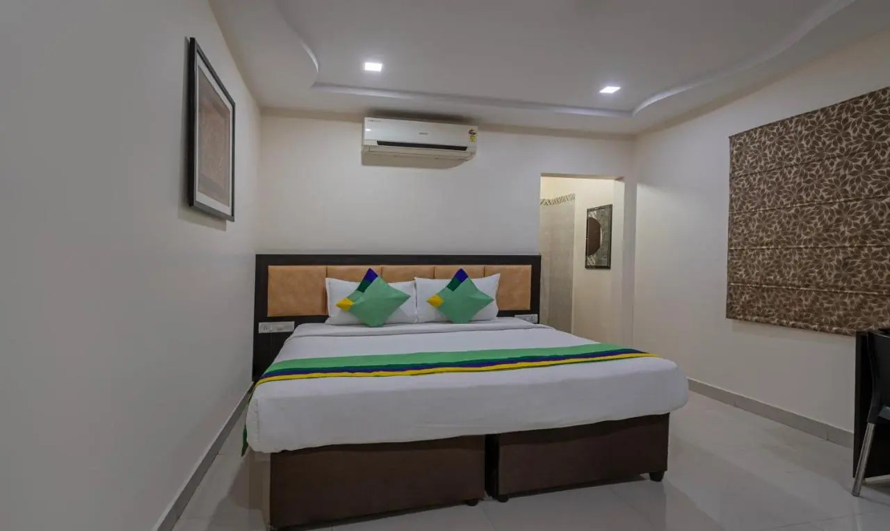 Photo - Treebo Emerald