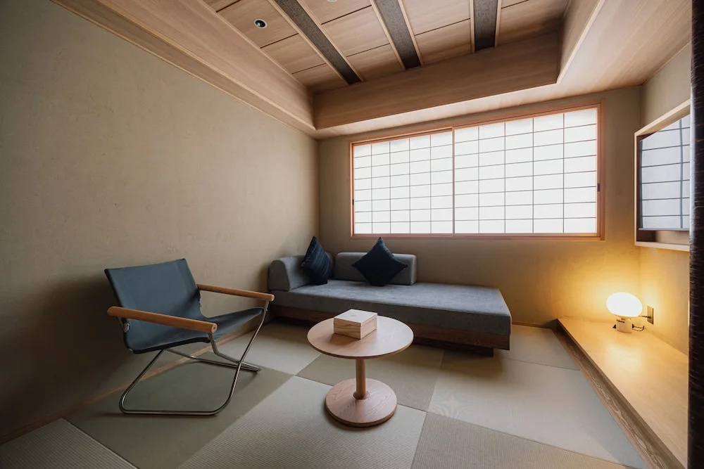 Photo - yugen kyoto shijo