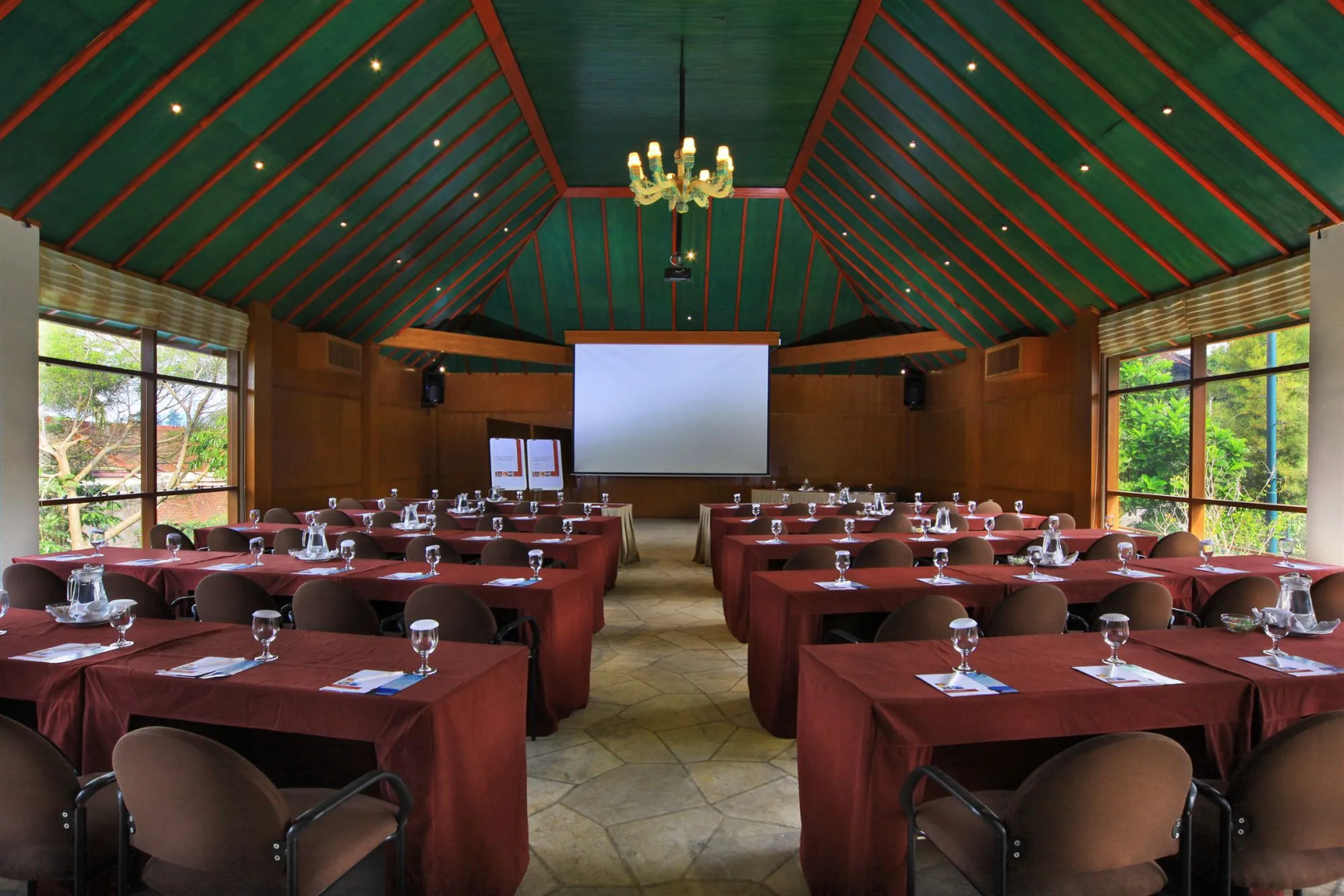 Photo - Novus Giri Resort & Spa