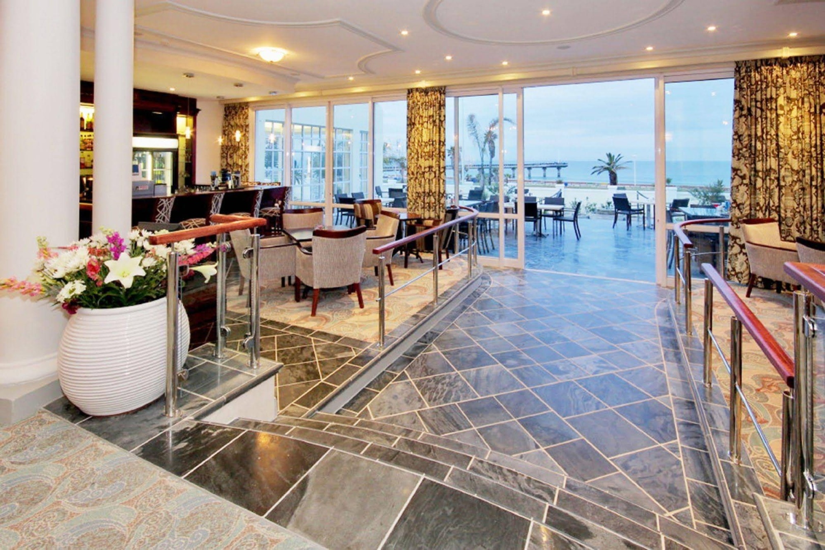 Photo - The Beach Hotel