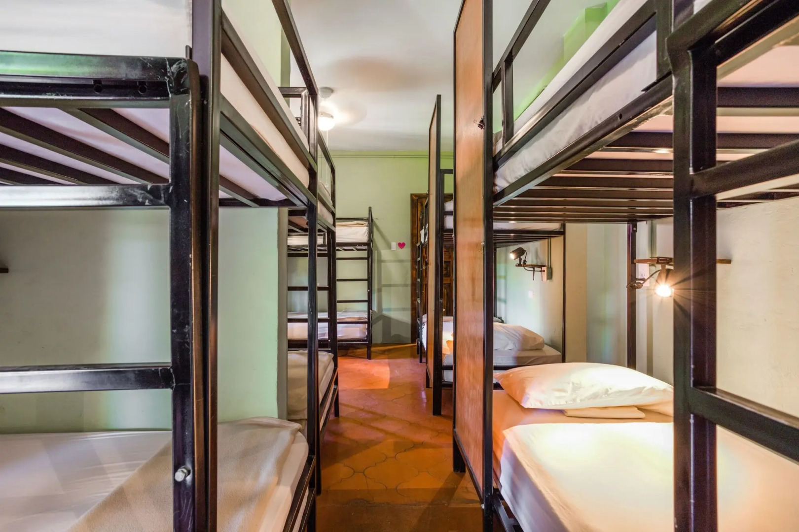 Photo - Socialtel Antigua