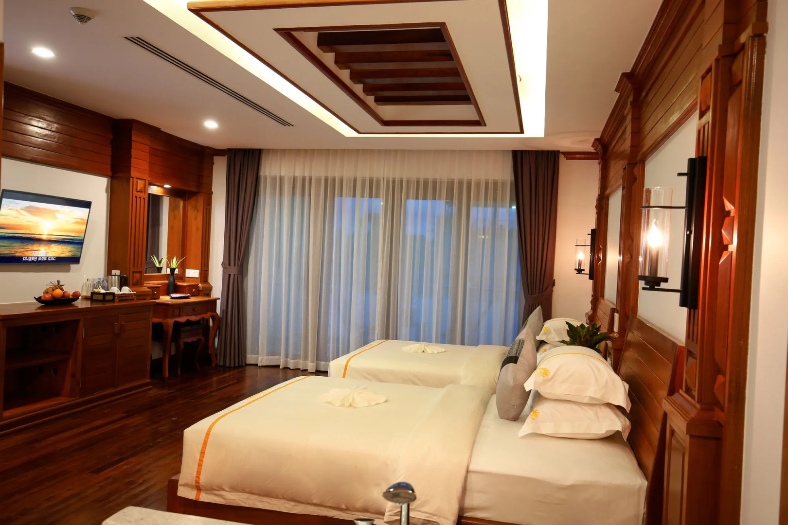 Photo - The Night Hotel