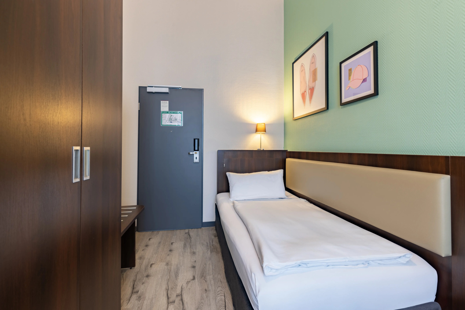 Photo - Garner Hotel Hamburg - Graf Moltke by IHG
