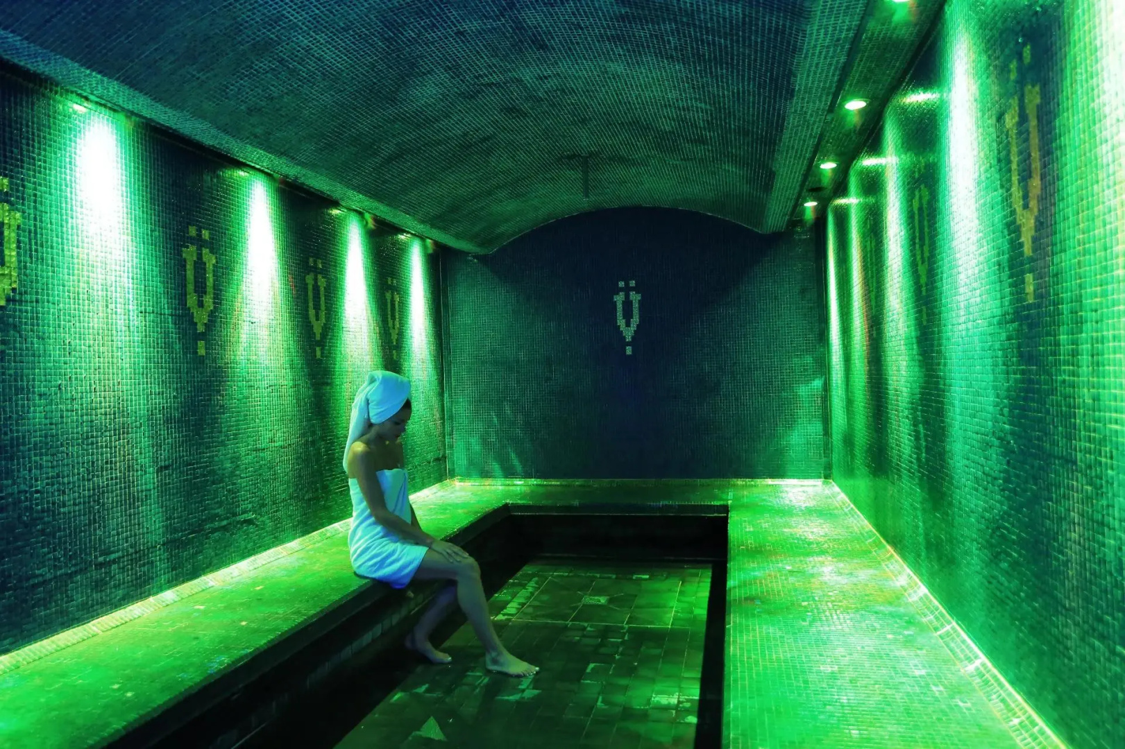 Photo - Mahogany Hotel Residence & Spa