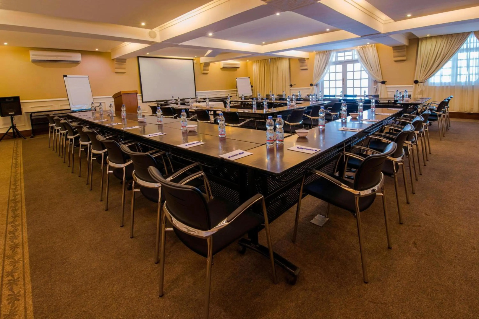 Photo - Protea Hotel by Marriott Dar es Salaam Courtyard