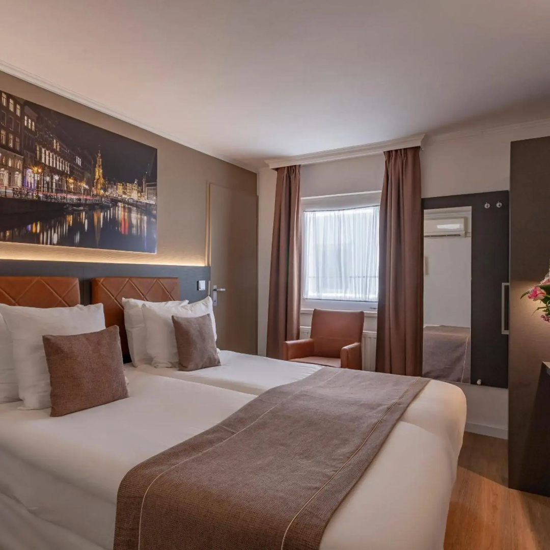 Photo - Avenue Hotel