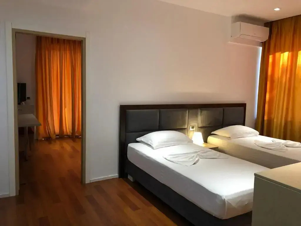 Photo - Sunset Aparthotel