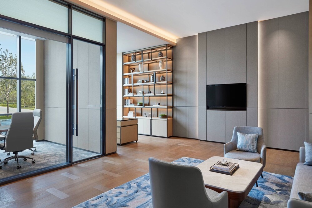 Courtyard by Marriott Qinhuangdao