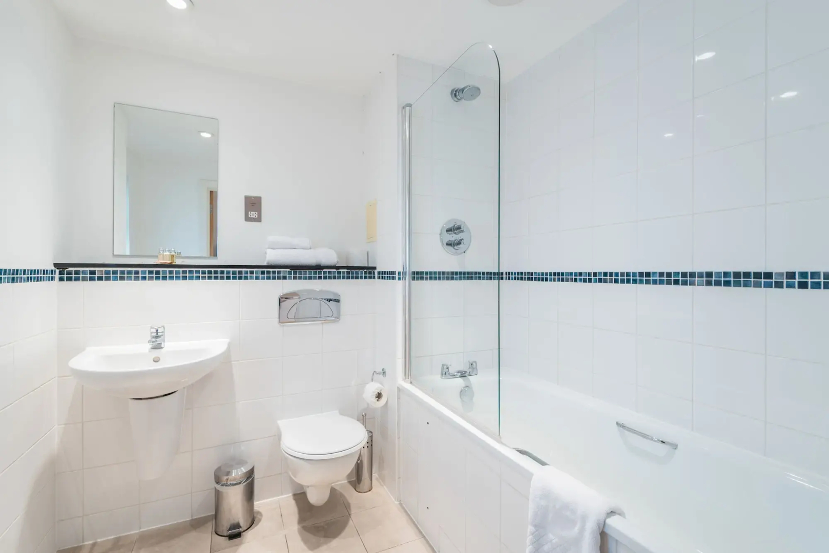 Photo - Marlin Apartments Commercial Road - Limehouse